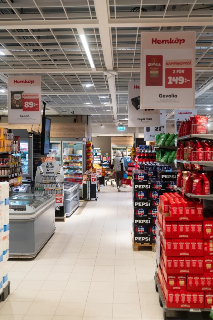 Butiken inifrån efter utbyggnaden